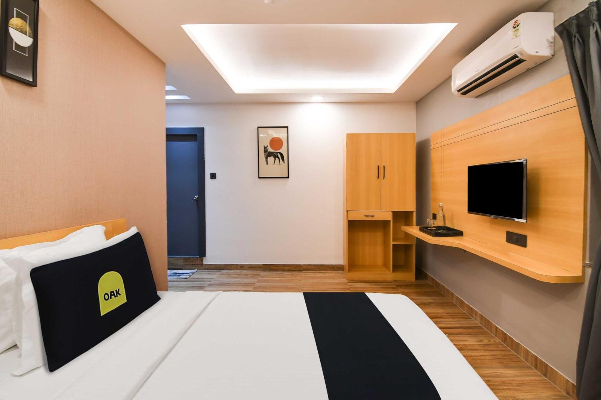 Super Townhouse Oak Sayhallo Ecstasy ブバネーシュワル エクステリア 写真