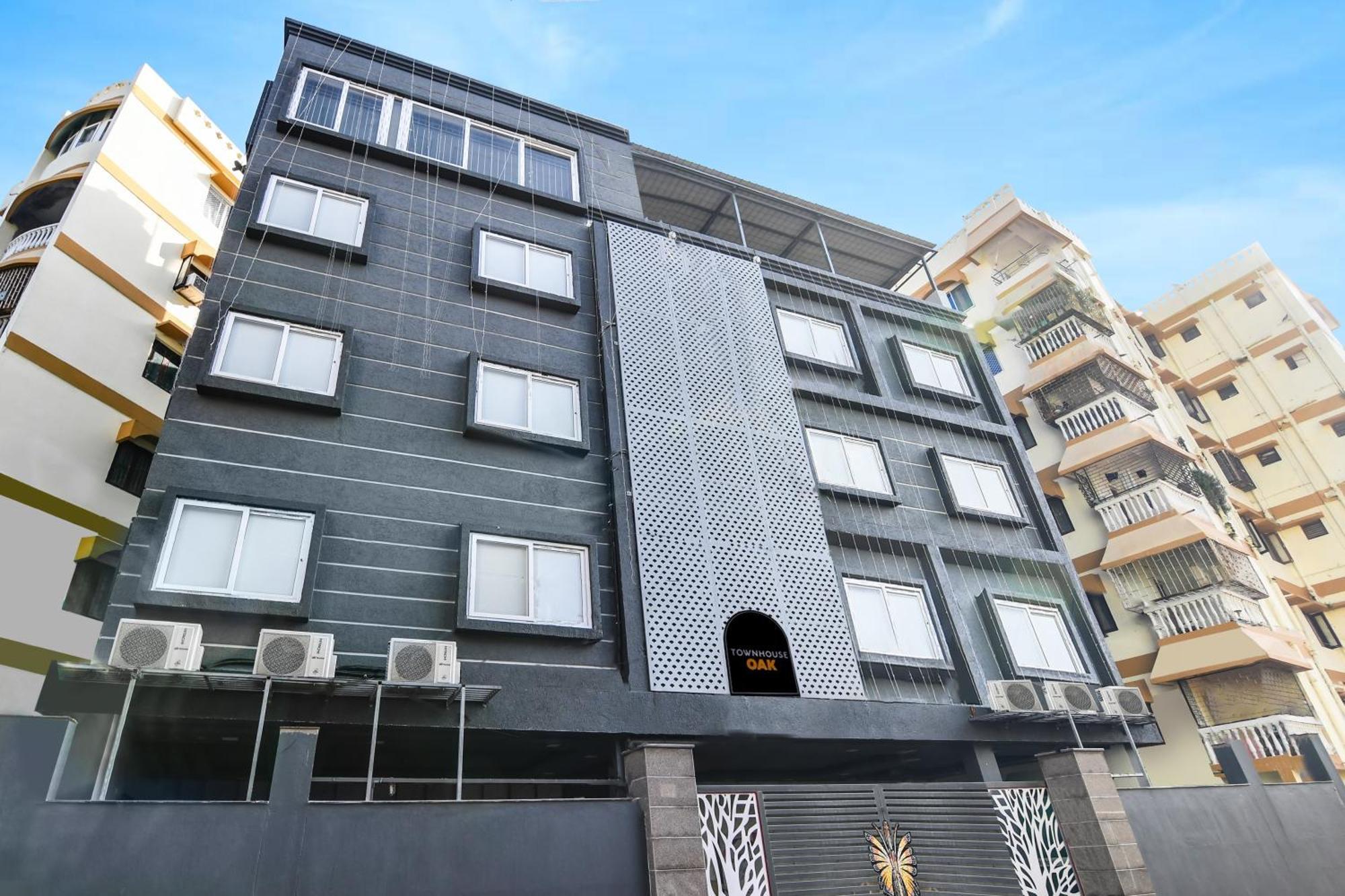 Super Townhouse Oak Sayhallo Ecstasy ブバネーシュワル エクステリア 写真