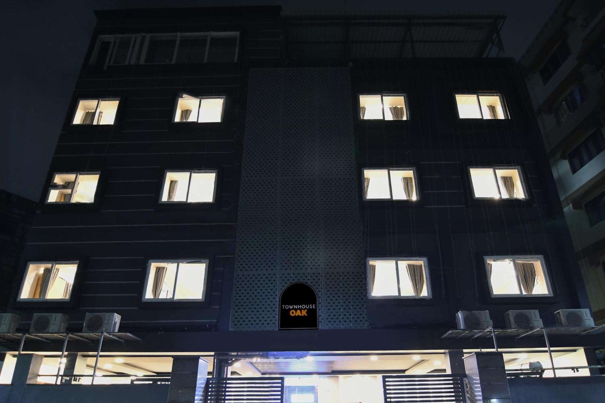 Super Townhouse Oak Sayhallo Ecstasy ブバネーシュワル エクステリア 写真