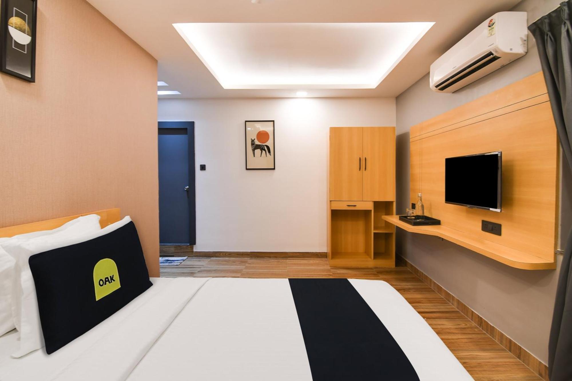 Super Townhouse Oak Sayhallo Ecstasy ブバネーシュワル エクステリア 写真