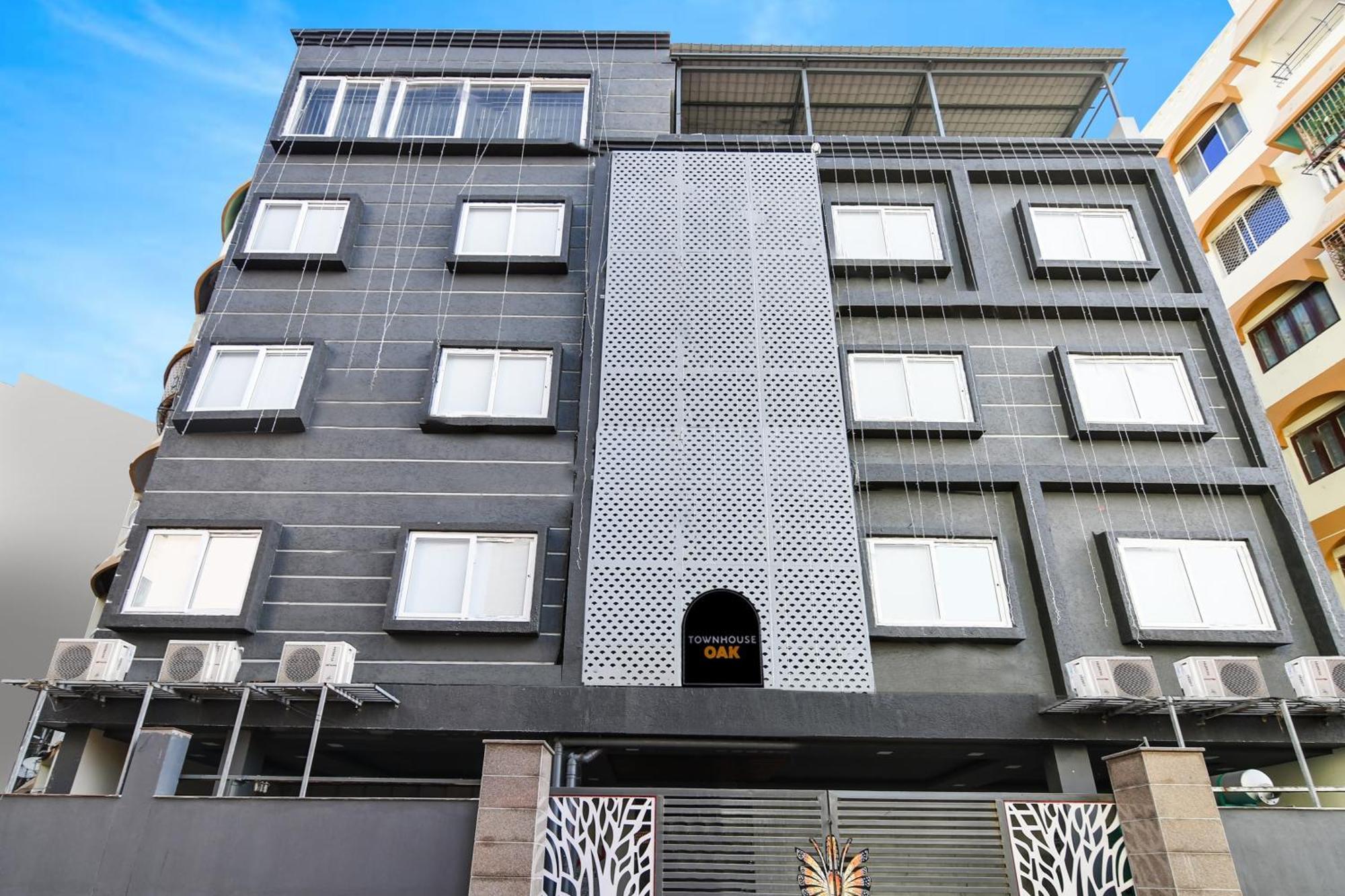 Super Townhouse Oak Sayhallo Ecstasy ブバネーシュワル エクステリア 写真
